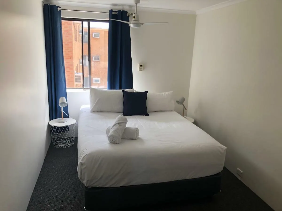 Wheeler Apartments Perth 3*,