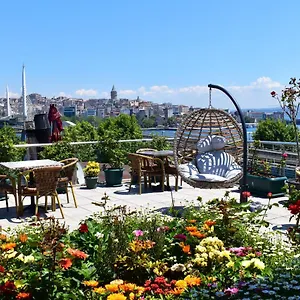 Garden Terrace 3* Estambul