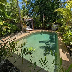 The 4* Palm Cove
